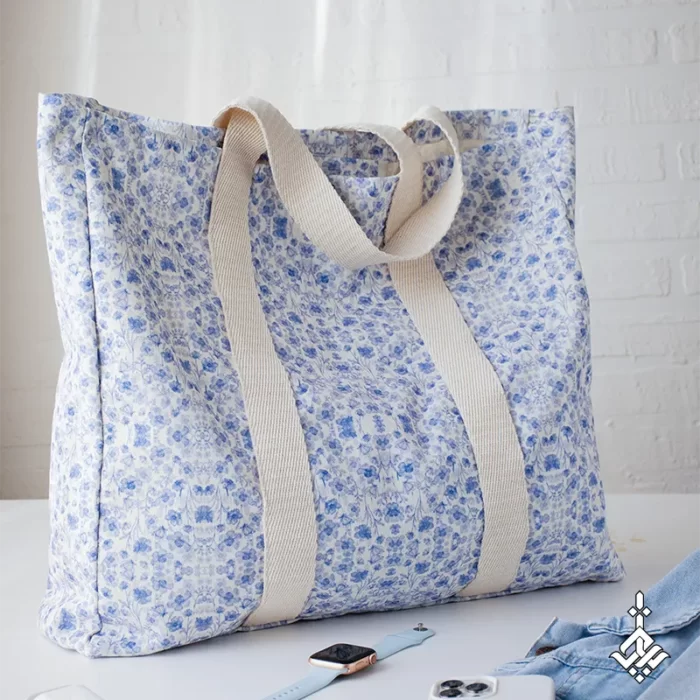 blue blossom pattern 3d tote bag